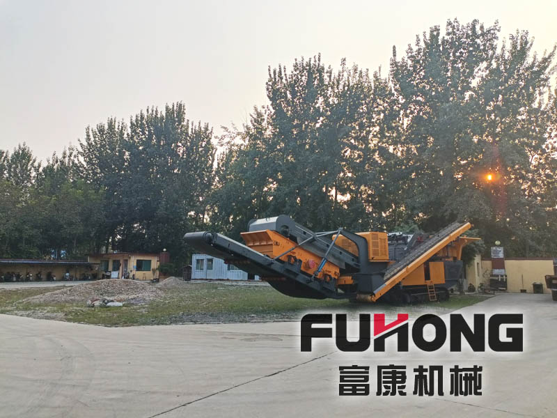 移動(dòng)式破碎站9.13 (3).jpg 移動(dòng)式破碎站9.13 (3).jpg